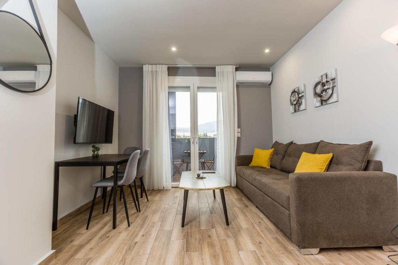 Raise Athens Metro Apartments ภายนอก รูปภาพ